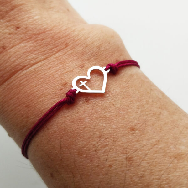 pulsera plata corazón y cruz